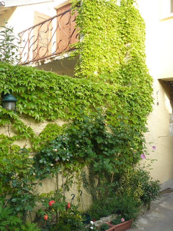 Porte De Paris Montesson Kültér fotó